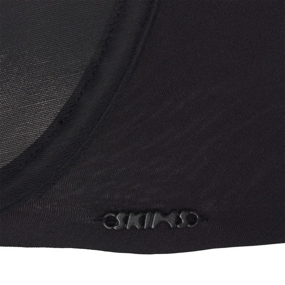 {Skims} now show UNLINED BALCONETTE BRA - Picture 6 of 7